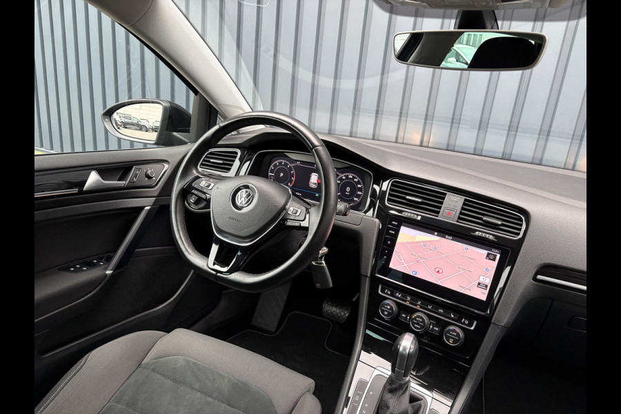 Volkswagen Golf 1.5 TSI Highline Business | Groot navi | Virtual Cockpit | Adapt. cr. | Camera | Stoel & Stuur verw. | Prijs Rijklaar!! Volkswagen Golf 1.5 TSI Highline Business | Groot navi | Virtual Cockpit | Adapt. cr. | Camera | Stoel & Stuur verw. | Prijs Rijklaar!!