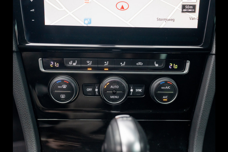 Volkswagen Golf 1.5 TSI Highline Business | Groot navi | Virtual Cockpit | Adapt. cr. | Camera | Stoel & Stuur verw. | Prijs Rijklaar!! Volkswagen Golf 1.5 TSI Highline Business | Groot navi | Virtual Cockpit | Adapt. cr. | Camera | Stoel & Stuur verw. | Prijs Rijklaar!!