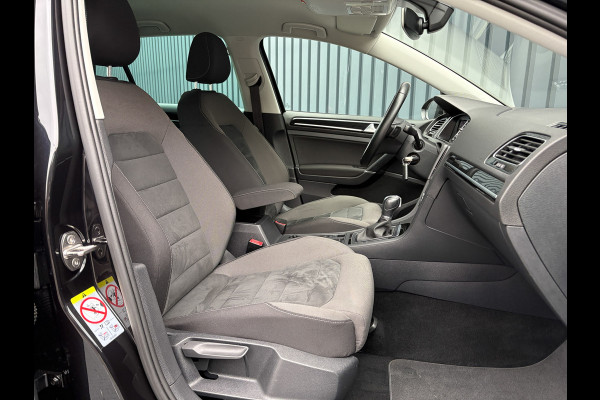 Volkswagen Golf 1.5 TSI Highline Business | Groot navi | Virtual Cockpit | Adapt. cr. | Camera | Stoel & Stuur verw. | Prijs Rijklaar!! Volkswagen Golf 1.5 TSI Highline Business | Groot navi | Virtual Cockpit | Adapt. cr. | Camera | Stoel & Stuur verw. | Prijs Rijklaar!!