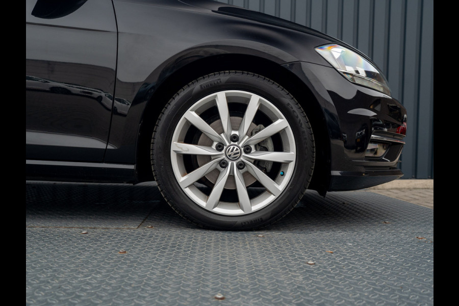 Volkswagen Golf 1.5 TSI Highline Business | Groot navi | Virtual Cockpit | Adapt. cr. | Camera | Stoel & Stuur verw. | Prijs Rijklaar!! Volkswagen Golf 1.5 TSI Highline Business | Groot navi | Virtual Cockpit | Adapt. cr. | Camera | Stoel & Stuur verw. | Prijs Rijklaar!!