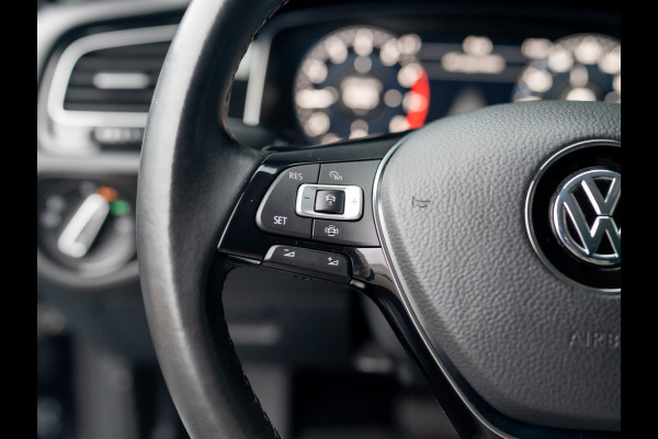 Volkswagen Golf 1.5 TSI Highline Business | Groot navi | Virtual Cockpit | Adapt. cr. | Camera | Stoel & Stuur verw. | Prijs Rijklaar!! Volkswagen Golf 1.5 TSI Highline Business | Groot navi | Virtual Cockpit | Adapt. cr. | Camera | Stoel & Stuur verw. | Prijs Rijklaar!!