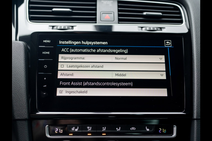 Volkswagen Golf 1.5 TSI Highline Business | Groot navi | Virtual Cockpit | Adapt. cr. | Camera | Stoel & Stuur verw. | Prijs Rijklaar!! Volkswagen Golf 1.5 TSI Highline Business | Groot navi | Virtual Cockpit | Adapt. cr. | Camera | Stoel & Stuur verw. | Prijs Rijklaar!!