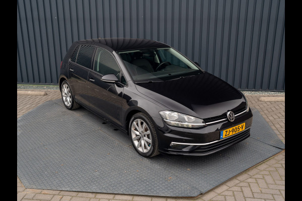 Volkswagen Golf 1.5 TSI Highline Business | Groot navi | Virtual Cockpit | Adapt. cr. | Camera | Stoel & Stuur verw. | Prijs Rijklaar!! Volkswagen Golf 1.5 TSI Highline Business | Groot navi | Virtual Cockpit | Adapt. cr. | Camera | Stoel & Stuur verw. | Prijs Rijklaar!!