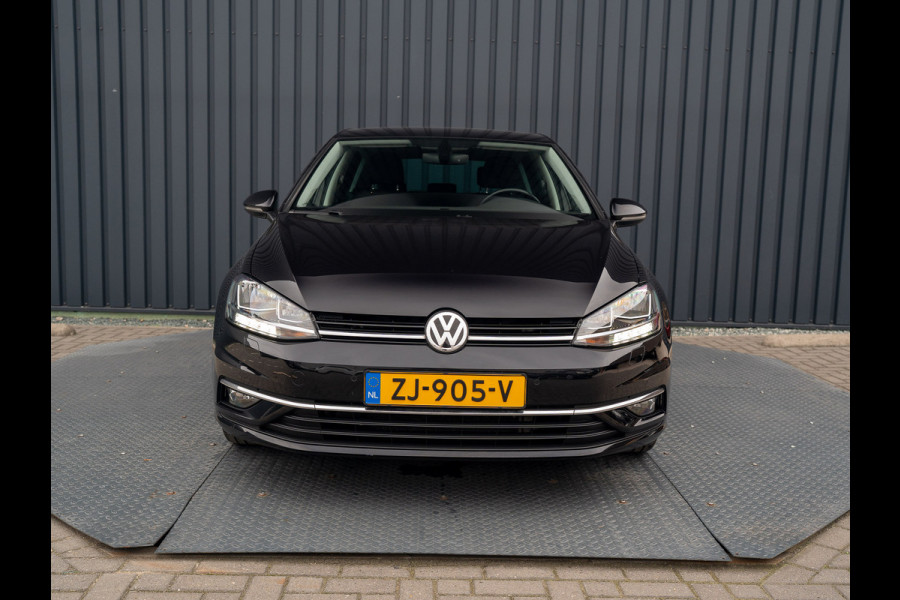 Volkswagen Golf 1.5 TSI Highline Business | Groot navi | Virtual Cockpit | Adapt. cr. | Camera | Stoel & Stuur verw. | Prijs Rijklaar!! Volkswagen Golf 1.5 TSI Highline Business | Groot navi | Virtual Cockpit | Adapt. cr. | Camera | Stoel & Stuur verw. | Prijs Rijklaar!!