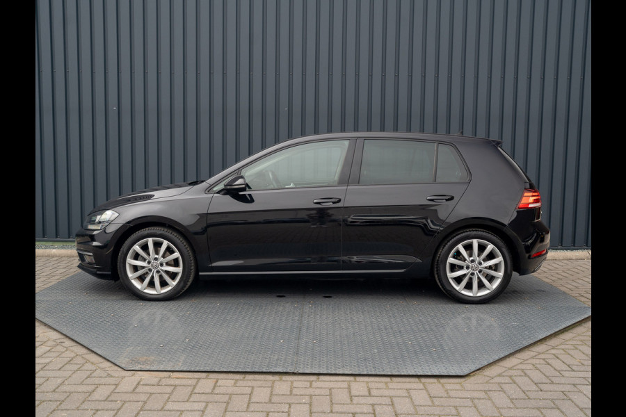 Volkswagen Golf 1.5 TSI Highline Business | Groot navi | Virtual Cockpit | Adapt. cr. | Camera | Stoel & Stuur verw. | Prijs Rijklaar!! Volkswagen Golf 1.5 TSI Highline Business | Groot navi | Virtual Cockpit | Adapt. cr. | Camera | Stoel & Stuur verw. | Prijs Rijklaar!!