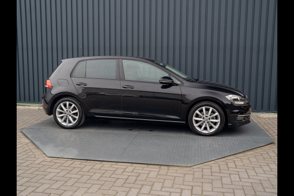 Volkswagen Golf 1.5 TSI Highline Business | Groot navi | Virtual Cockpit | Adapt. cr. | Camera | Stoel & Stuur verw. | Prijs Rijklaar!! Volkswagen Golf 1.5 TSI Highline Business | Groot navi | Virtual Cockpit | Adapt. cr. | Camera | Stoel & Stuur verw. | Prijs Rijklaar!!