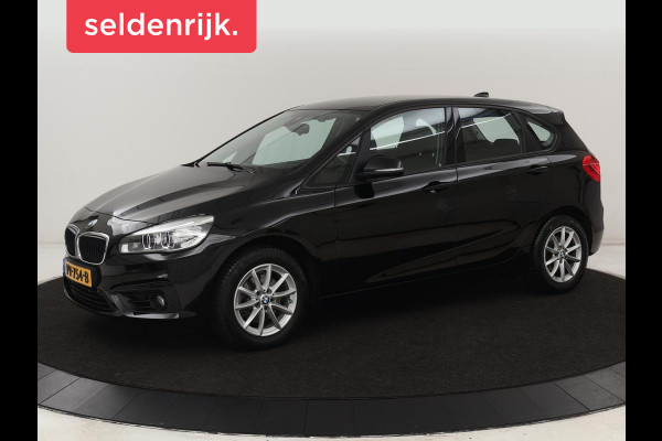 BMW 2 Serie Active Tourer 218i Corporate Lease High Executive | Leder | Cruise Control | Stoelverwarming | Head-up | Elektrische achterklep | Xenon BMW 2 Serie Active Tourer 218i Corporate Lease High Executive | Leder | Cruise Control | Stoelverwarming | Head-up | Elektrische achterklep | Xenon