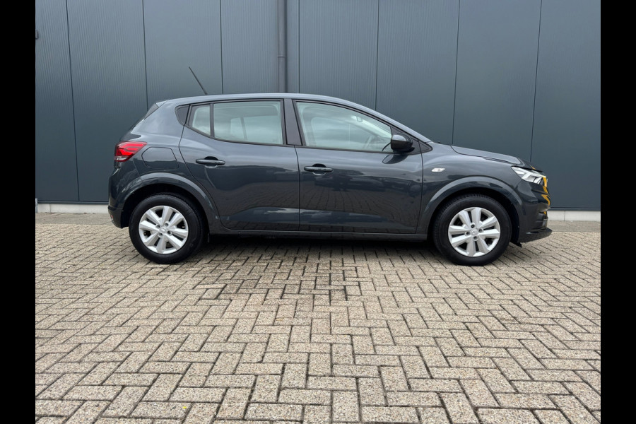Dacia SANDERO Stepway 1.0 TCe 100 Bi-Fuel Comfort * Carplay * Trekhaak * Cruise Control *