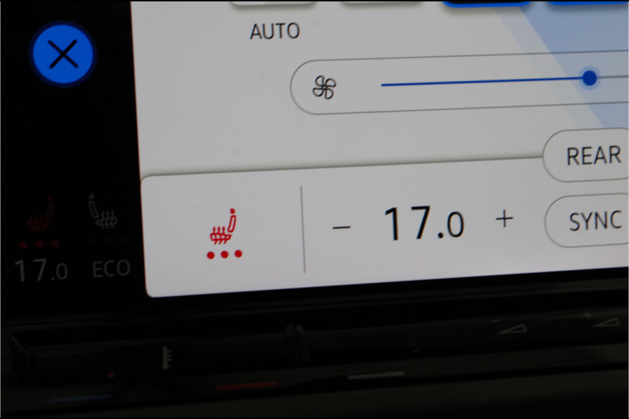 Volkswagen Golf 1.4 eHybrid Style > 204pk/Pano.schuif/Memory/IQ.Light/trekhaak/Sportstoelen...