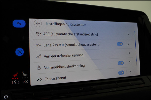 Volkswagen Golf 1.4 eHybrid Style > 204pk/Pano.schuif/Memory/IQ.Light/trekhaak/Sportstoelen...