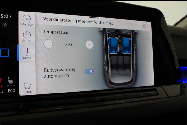 Volkswagen Golf 1.4 eHybrid Style > 204pk/Pano.schuif/Memory/IQ.Light/trekhaak/Sportstoelen...