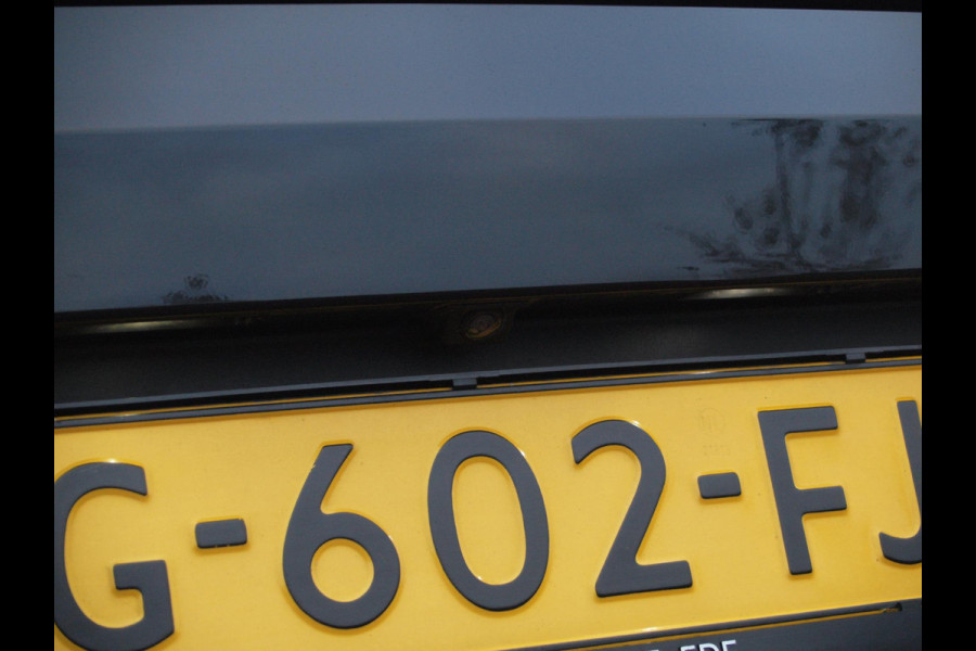 Seat Leon 1.5 TSI FR Business Intense | Elektrisch glazen panorama-dak | Camera | Cruise Control | NL-Auto | Seat Leon 1.5 TSI FR Business Intense | Elektrisch glazen panorama-dak | Camera | Cruise Control | NL-Auto |