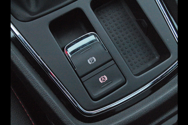 Seat Leon 1.5 TSI FR Business Intense | Elektrisch glazen panorama-dak | Camera | Cruise Control | NL-Auto | Seat Leon 1.5 TSI FR Business Intense | Elektrisch glazen panorama-dak | Camera | Cruise Control | NL-Auto |