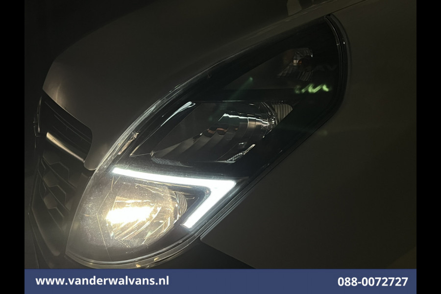 Opel Movano 2.3 CDTI 146pk Bakwagen Laadklep Euro6 Airco | Camera | Navigatie | LED | Cruisecontrol Bijrijdersbank Opel Movano 2.3 CDTI 146pk Bakwagen Laadklep Euro6 Airco | Camera | Navigatie | LED | Cruisecontrol Bijrijdersbank