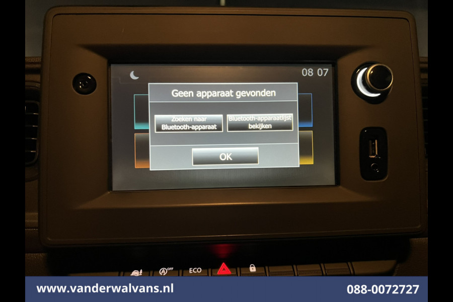 Opel Movano 2.3 CDTI 146pk Bakwagen Laadklep Euro6 Airco | Camera | Navigatie | LED | Cruisecontrol Bijrijdersbank Opel Movano 2.3 CDTI 146pk Bakwagen Laadklep Euro6 Airco | Camera | Navigatie | LED | Cruisecontrol Bijrijdersbank