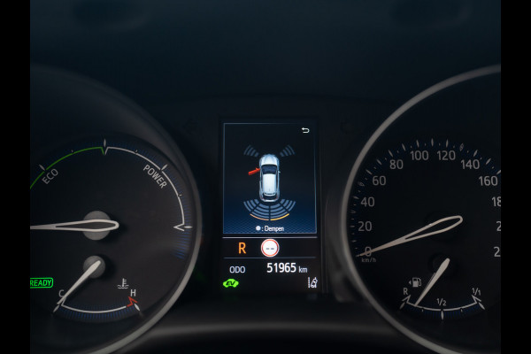 Toyota C-HR 1.8 Hybrid First Edition | Bi-Tone | JBL | Blind Spot | Navi | Pakeersensoren | Apple Carplay | Prijs Rijklaar!! Toyota C-HR 1.8 Hybrid First Edition | Bi-Tone | JBL | Blind Spot | Navi | Pakeersensoren | Apple Carplay | Prijs Rijklaar!!