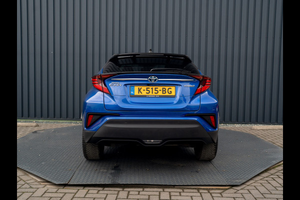 Toyota C-HR 1.8 Hybrid First Edition | Bi-Tone | JBL | Blind Spot | Navi | Pakeersensoren | Apple Carplay | Prijs Rijklaar!! Toyota C-HR 1.8 Hybrid First Edition | Bi-Tone | JBL | Blind Spot | Navi | Pakeersensoren | Apple Carplay | Prijs Rijklaar!!