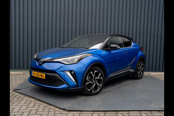 Toyota C-HR 1.8 Hybrid First Edition | Bi-Tone | JBL | Blind Spot | Navi | Pakeersensoren | Apple Carplay | Prijs Rijklaar!! Toyota C-HR 1.8 Hybrid First Edition | Bi-Tone | JBL | Blind Spot | Navi | Pakeersensoren | Apple Carplay | Prijs Rijklaar!!