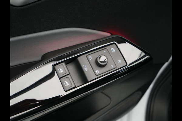 Volkswagen ID.3 Life 58 kWh 204pk Navi Camera Led Carplay Stoelverw. 298