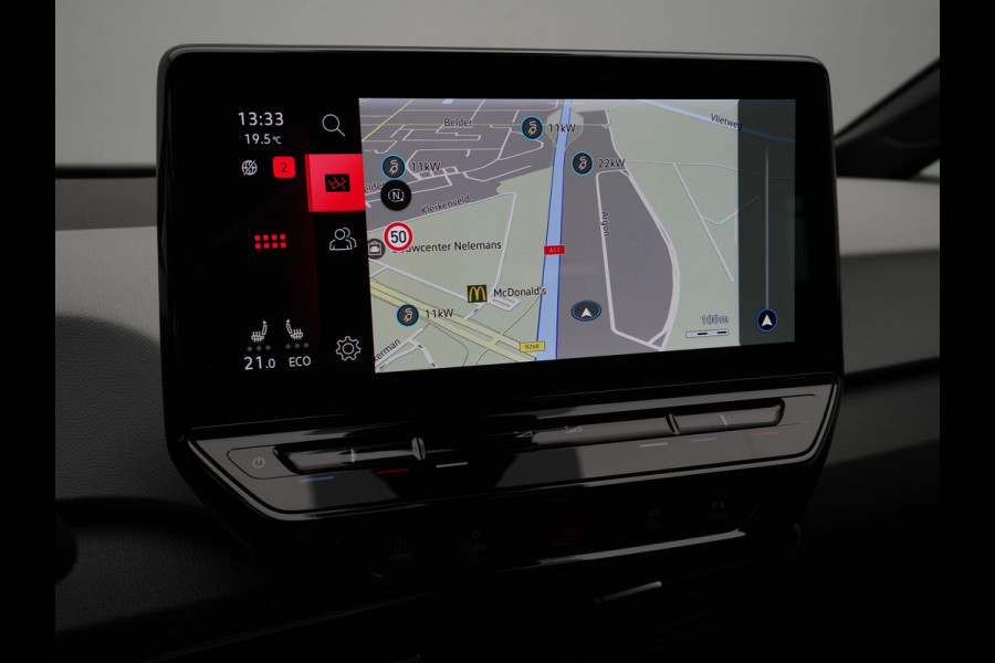 Volkswagen ID.3 Life 58 kWh 204pk Navi Camera Led Carplay Stoelverw. 298