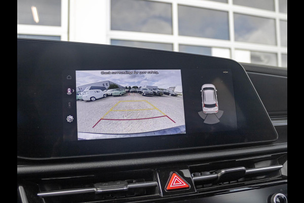 Kia Niro EV Light Edition 64.8 kWh | Navigatie | Achteruitrijcamera | Airco | Cruise control Adaptieve |