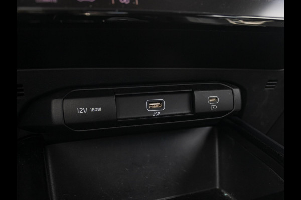Kia Niro EV Light Edition 64.8 kWh | Navigatie | Achteruitrijcamera | Airco | Cruise control Adaptieve |