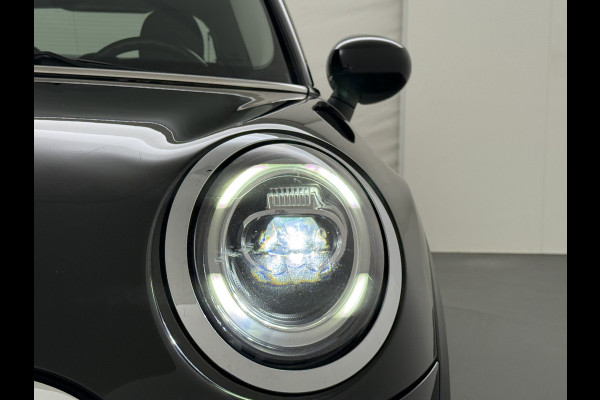 MINI Mini 1.5T 136PK Cooper Chili Navi Park-Assist Pdc-a+v WiFi-vb. Connected-Navi 1/2 Leer -Sport stoelen+Verwarmd Cruise Control LED-v+a Stoelverwarming  17"Lmv DAB Chroomline MINI Mini 1.5T 136PK Cooper Chili Navi Park-Assist Pdc-a+v WiFi-vb. Connected-Navi 1/2 Leer -Sport stoelen+Verwarmd Cruise Control LED-v+a Stoelverwarming  17"Lmv DAB Chroomline