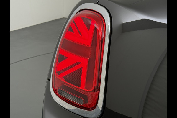 MINI Mini 1.5T 136PK Cooper Chili Navi Park-Assist Pdc-a+v WiFi-vb. Connected-Navi 1/2 Leer -Sport stoelen+Verwarmd Cruise Control LED-v+a Stoelverwarming  17"Lmv DAB Chroomline MINI Mini 1.5T 136PK Cooper Chili Navi Park-Assist Pdc-a+v WiFi-vb. Connected-Navi 1/2 Leer -Sport stoelen+Verwarmd Cruise Control LED-v+a Stoelverwarming  17"Lmv DAB Chroomline