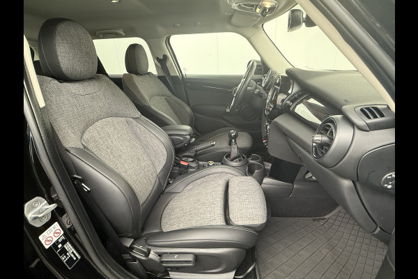 MINI Mini 1.5T 136PK Cooper Chili Navi Park-Assist Pdc-a+v WiFi-vb. Connected-Navi 1/2 Leer -Sport stoelen+Verwarmd Cruise Control LED-v+a Stoelverwarming  17"Lmv DAB Chroomline MINI Mini 1.5T 136PK Cooper Chili Navi Park-Assist Pdc-a+v WiFi-vb. Connected-Navi 1/2 Leer -Sport stoelen+Verwarmd Cruise Control LED-v+a Stoelverwarming  17"Lmv DAB Chroomline