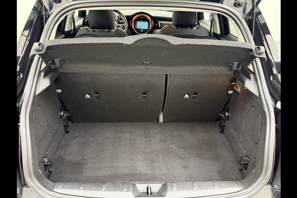 MINI Mini 1.5T 136PK Cooper Chili Navi Park-Assist Pdc-a+v WiFi-vb. Connected-Navi 1/2 Leer -Sport stoelen+Verwarmd Cruise Control LED-v+a Stoelverwarming  17"Lmv DAB Chroomline MINI Mini 1.5T 136PK Cooper Chili Navi Park-Assist Pdc-a+v WiFi-vb. Connected-Navi 1/2 Leer -Sport stoelen+Verwarmd Cruise Control LED-v+a Stoelverwarming  17"Lmv DAB Chroomline