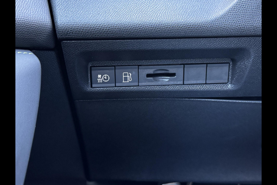 Peugeot 308 SW 1.6 Plug-in Hybrid 225 GT | Trekhaak | Aviloo 98%! | Peugeot 308 SW 1.6 Plug-in Hybrid 225 GT | Trekhaak | Aviloo 98%! |