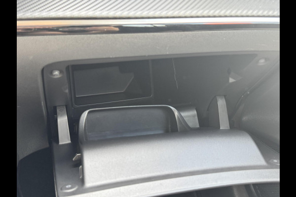 Peugeot e-208 EV Active 50 kWh | 3 fase | Aviloo rapport 91% | Prijs is rijklaar incl. garantie Peugeot e-208 EV Active 50 kWh | 3 fase | Aviloo rapport 91% | Prijs is rijklaar incl. garantie