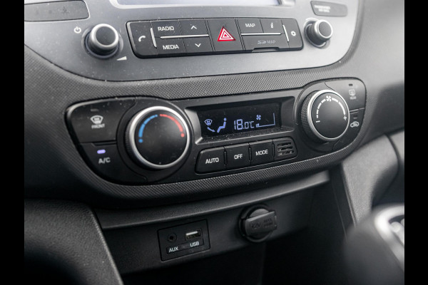 Hyundai i10 1.0i Go! 2017 l Navigatie l Bluetooth l Hyundai i10 1.0i Go! 2017 l Navigatie l Bluetooth l