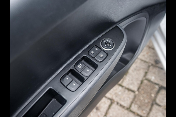 Hyundai i10 1.0i Go! 2017 l Navigatie l Bluetooth l Hyundai i10 1.0i Go! 2017 l Navigatie l Bluetooth l