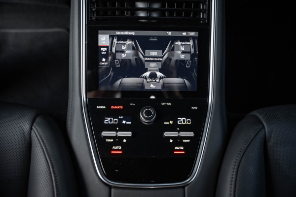 Porsche Panamera 2.9 4S E-Hybrid - Sport Chrono + | Stoelkoeling & Massage | Memory | 360 Camera Porsche Panamera 2.9 4S E-Hybrid - Sport Chrono + | Stoelkoeling & Massage | Memory | 360 Camera