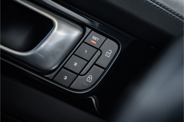 Porsche Panamera 2.9 4S E-Hybrid - Sport Chrono + | Stoelkoeling & Massage | Memory | 360 Camera Porsche Panamera 2.9 4S E-Hybrid - Sport Chrono + | Stoelkoeling & Massage | Memory | 360 Camera