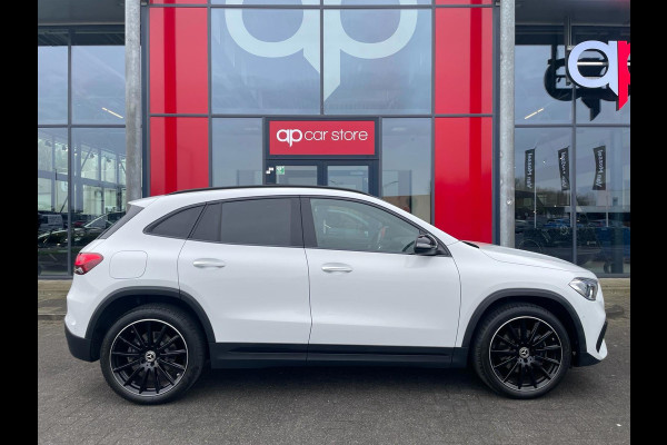 Mercedes-Benz GLA 250 e Hybride AMG Night Pakket Panorama Ambient Light Mercedes-Benz GLA 250 e Hybride AMG Night Pakket Panorama Ambient Light