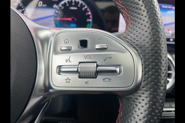 Mercedes-Benz GLA 250 e Hybride AMG Night Pakket Panorama Ambient Light Mercedes-Benz GLA 250 e Hybride AMG Night Pakket Panorama Ambient Light