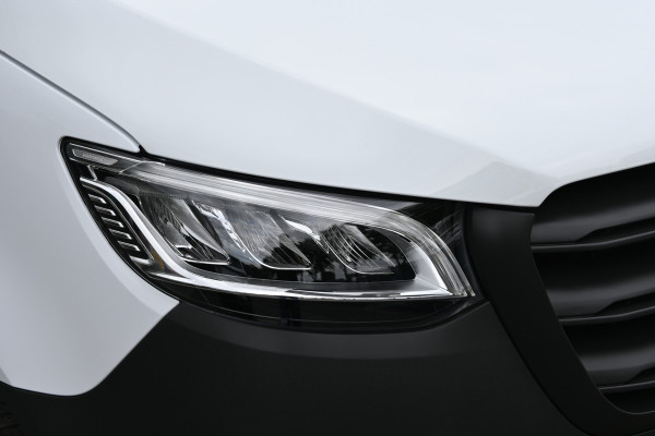 Mercedes-Benz Sprinter 317 CDI L2H2 Pro HD LED, Navigatie met parkeerpakket, Geveerde stoel, Stoelverwarming