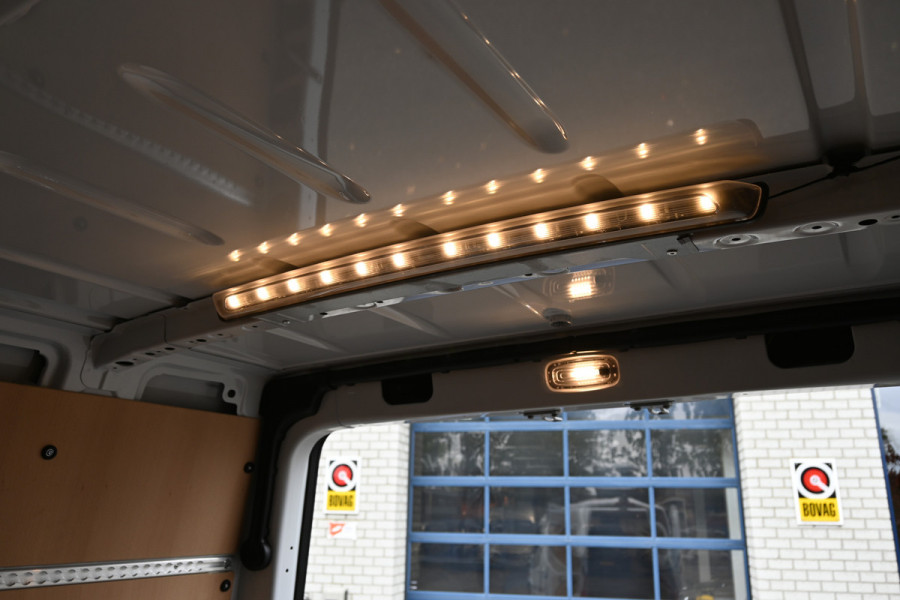 Mercedes-Benz Sprinter 317 CDI L2H2 Pro HD LED, Navigatie met parkeerpakket, Geveerde stoel, Stoelverwarming