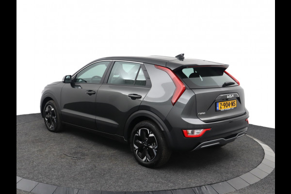 Kia Niro EV Light Edition 64.8 kWh - Navigatie - Climate Control - Apple Carplay/Android Auto - Fabrieksgarantie tot 05-2031 Kia Niro EV Light Edition 64.8 kWh - Navigatie - Climate Control - Apple Carplay/Android Auto - Fabrieksgarantie tot 05-2031
