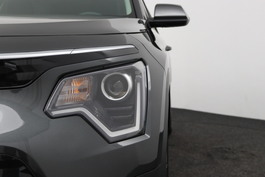 Kia Niro EV Light Edition 64.8 kWh - Navigatie - Climate Control - Apple Carplay/Android Auto - Fabrieksgarantie tot 05-2031 Kia Niro EV Light Edition 64.8 kWh - Navigatie - Climate Control - Apple Carplay/Android Auto - Fabrieksgarantie tot 05-2031