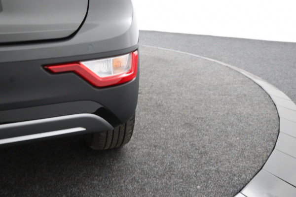 Kia Niro EV Light Edition 64.8 kWh - Navigatie - Climate Control - Apple Carplay/Android Auto - Fabrieksgarantie tot 05-2031 Kia Niro EV Light Edition 64.8 kWh - Navigatie - Climate Control - Apple Carplay/Android Auto - Fabrieksgarantie tot 05-2031
