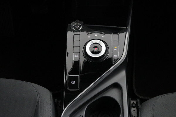 Kia Niro EV Light Edition 64.8 kWh - Navigatie - Climate Control - Apple Carplay/Android Auto - Fabrieksgarantie tot 05-2031 Kia Niro EV Light Edition 64.8 kWh - Navigatie - Climate Control - Apple Carplay/Android Auto - Fabrieksgarantie tot 05-2031