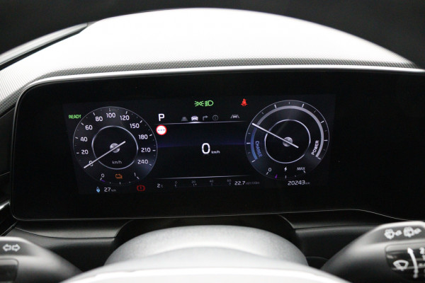 Kia Niro EV Light Edition 64.8 kWh - Navigatie - Climate Control - Apple Carplay/Android Auto - Fabrieksgarantie tot 05-2031 Kia Niro EV Light Edition 64.8 kWh - Navigatie - Climate Control - Apple Carplay/Android Auto - Fabrieksgarantie tot 05-2031