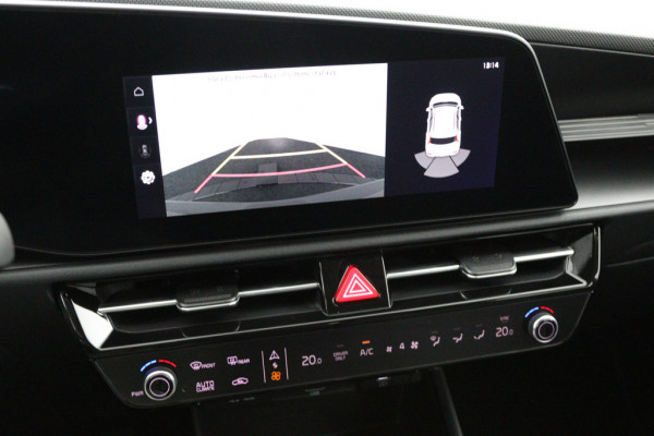 Kia Niro EV Light Edition 64.8 kWh - Navigatie - Climate Control - Apple Carplay/Android Auto - Fabrieksgarantie tot 05-2031 Kia Niro EV Light Edition 64.8 kWh - Navigatie - Climate Control - Apple Carplay/Android Auto - Fabrieksgarantie tot 05-2031