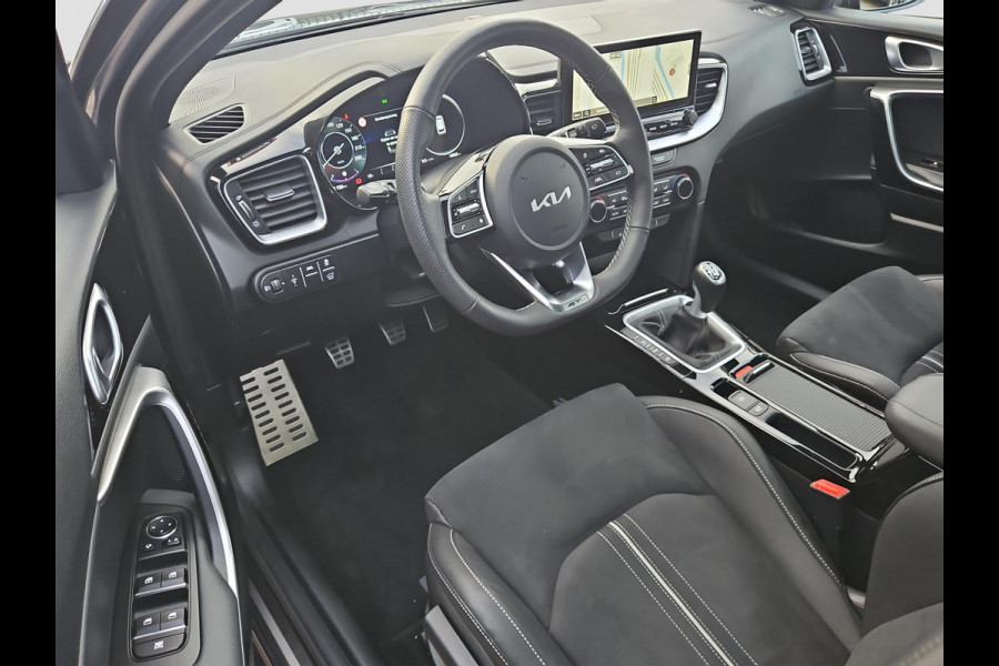 Kia Ceed Sportswagon 1.5 T-GDi GT-Line | Sportstuur | Pano | Stoel- en Stuurverwarming | Dodehoek Ass. | Navi | Clima | Elektr. Achterklep | Kia Ceed Sportswagon 1.5 T-GDi GT-Line | Sportstuur | Pano | Stoel- en Stuurverwarming | Dodehoek Ass. | Navi | Clima | Elektr. Achterklep |
