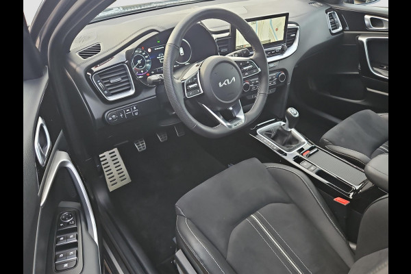 Kia Ceed Sportswagon 1.5 T-GDi GT-Line | Sportstuur | Pano | Stoel- en Stuurverwarming | Dodehoek Ass. | Navi | Clima | Elektr. Achterklep | Kia Ceed Sportswagon 1.5 T-GDi GT-Line | Sportstuur | Pano | Stoel- en Stuurverwarming | Dodehoek Ass. | Navi | Clima | Elektr. Achterklep |