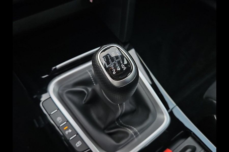 Kia Ceed Sportswagon 1.5 T-GDi GT-Line | Sportstuur | Pano | Stoel- en Stuurverwarming | Dodehoek Ass. | Navi | Clima | Elektr. Achterklep | Kia Ceed Sportswagon 1.5 T-GDi GT-Line | Sportstuur | Pano | Stoel- en Stuurverwarming | Dodehoek Ass. | Navi | Clima | Elektr. Achterklep |