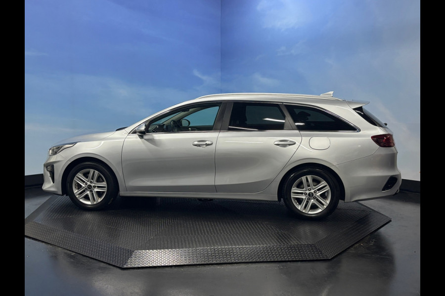 Kia Ceed Sportswagon 1.0 T-GDi DynamicPlusLine Navi | Clima |Camera |Stoel / Stuur verwarming Kia Ceed Sportswagon 1.0 T-GDi DynamicPlusLine Navi | Clima |Camera |Stoel / Stuur verwarming